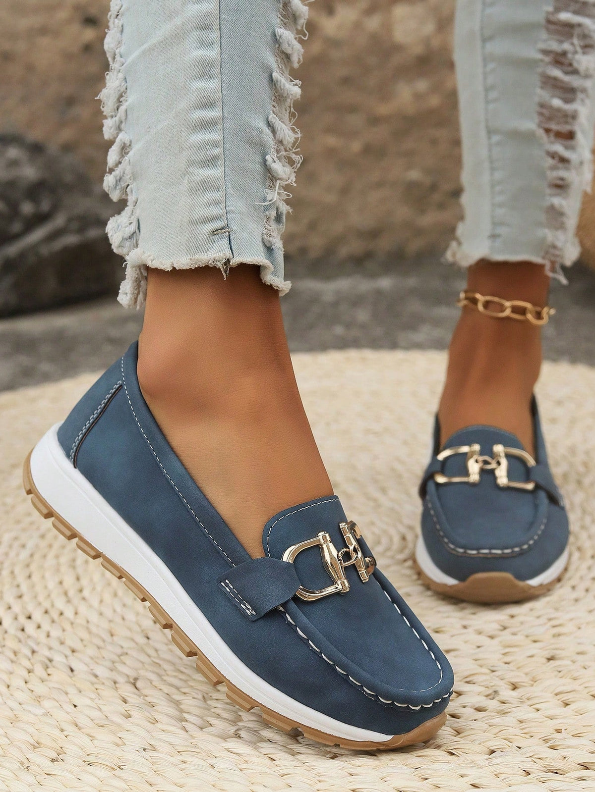 Elly - Chic Buckle Loafers